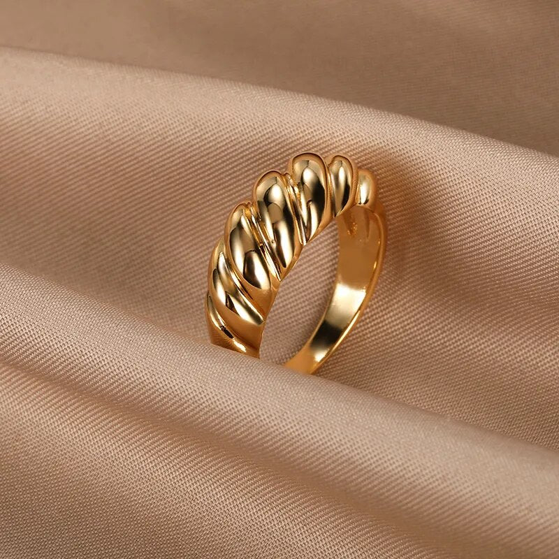 Braid Twisted Ring