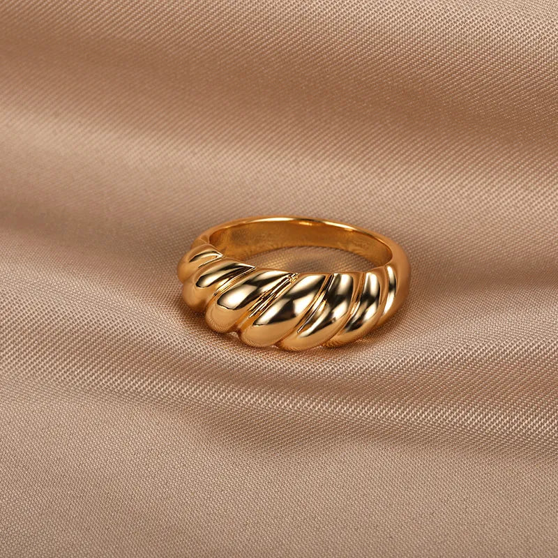 Braid Twisted Ring